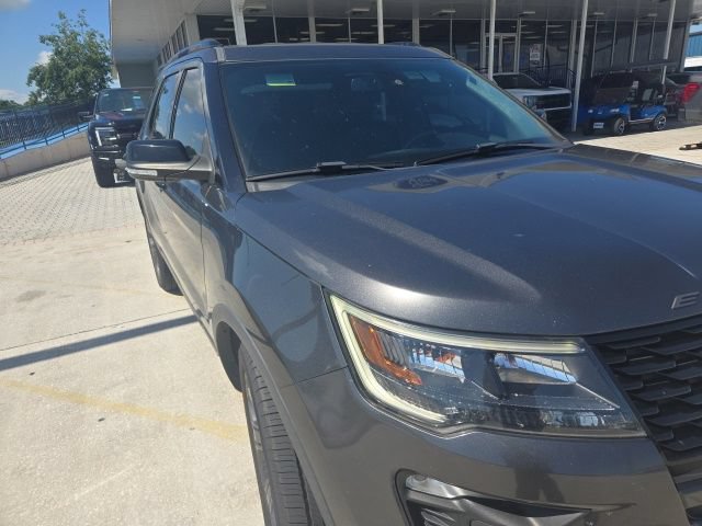 Used 2018 Ford Explorer Sport w/ Equipment Group 401A AWD/4WD image 5