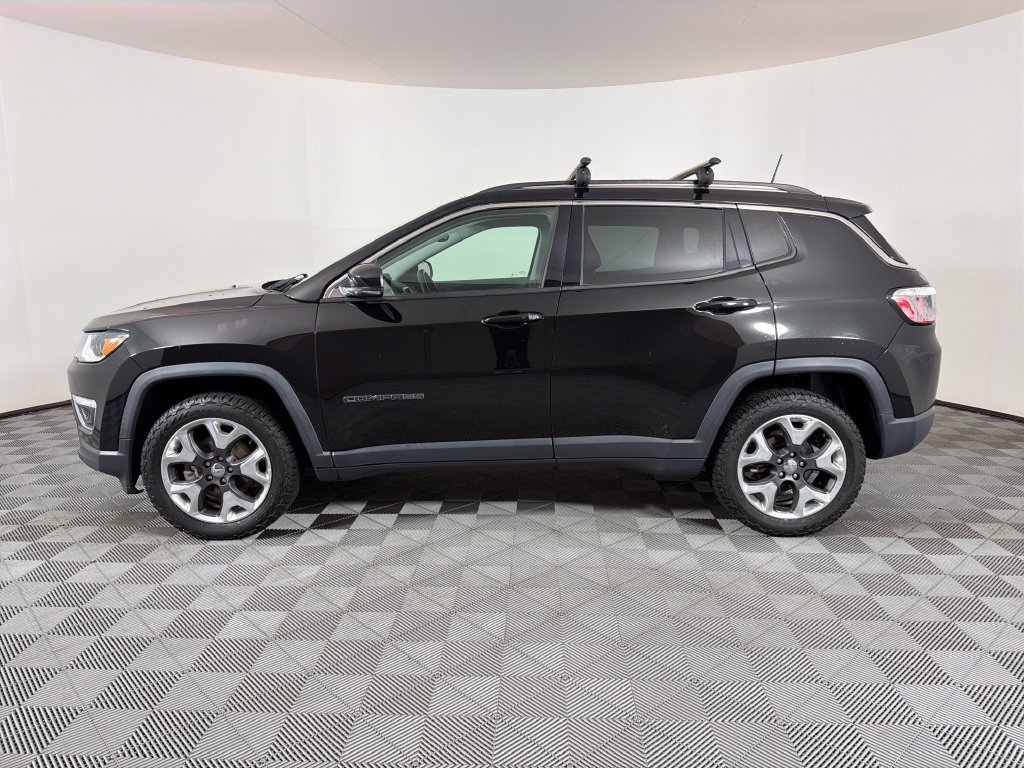 Used 2018 Jeep Compass Limited AWD/4WD image 6