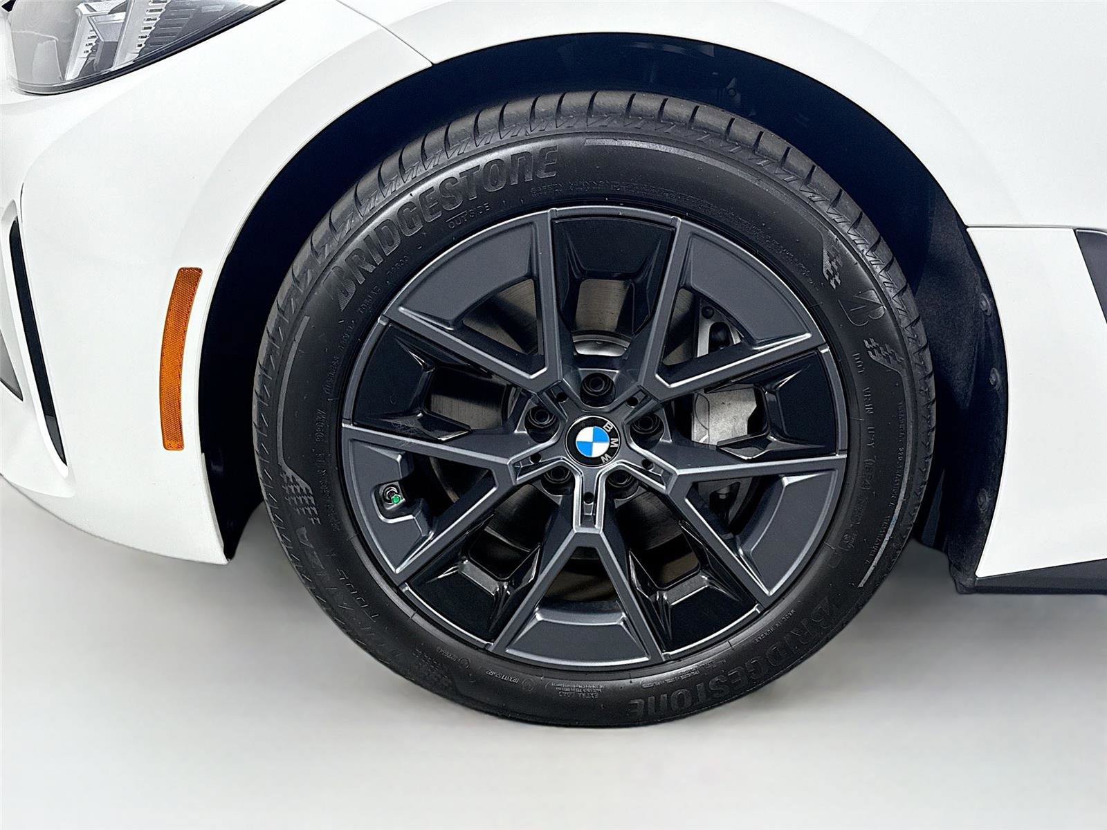 Used 2025 BMW i4 eDrive40 w/ Premium Package image 12