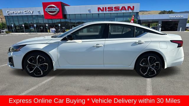 Used 2025 Nissan Altima 2.5 SR AWD/4WD image 6
