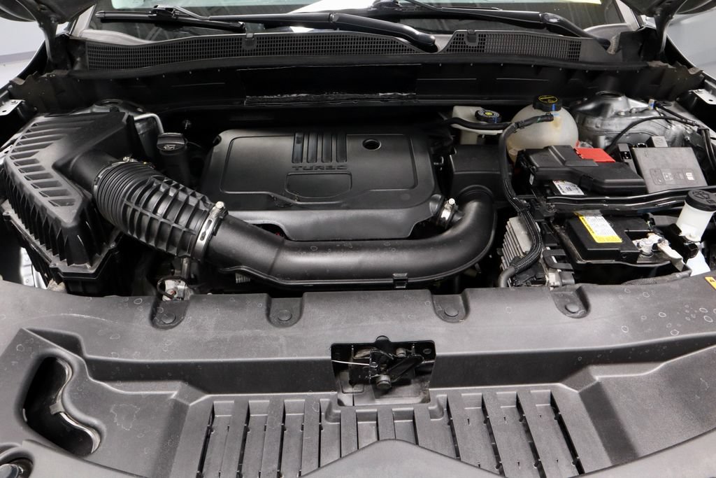 Used 2025 Chevrolet Blazer LT FWD image 17