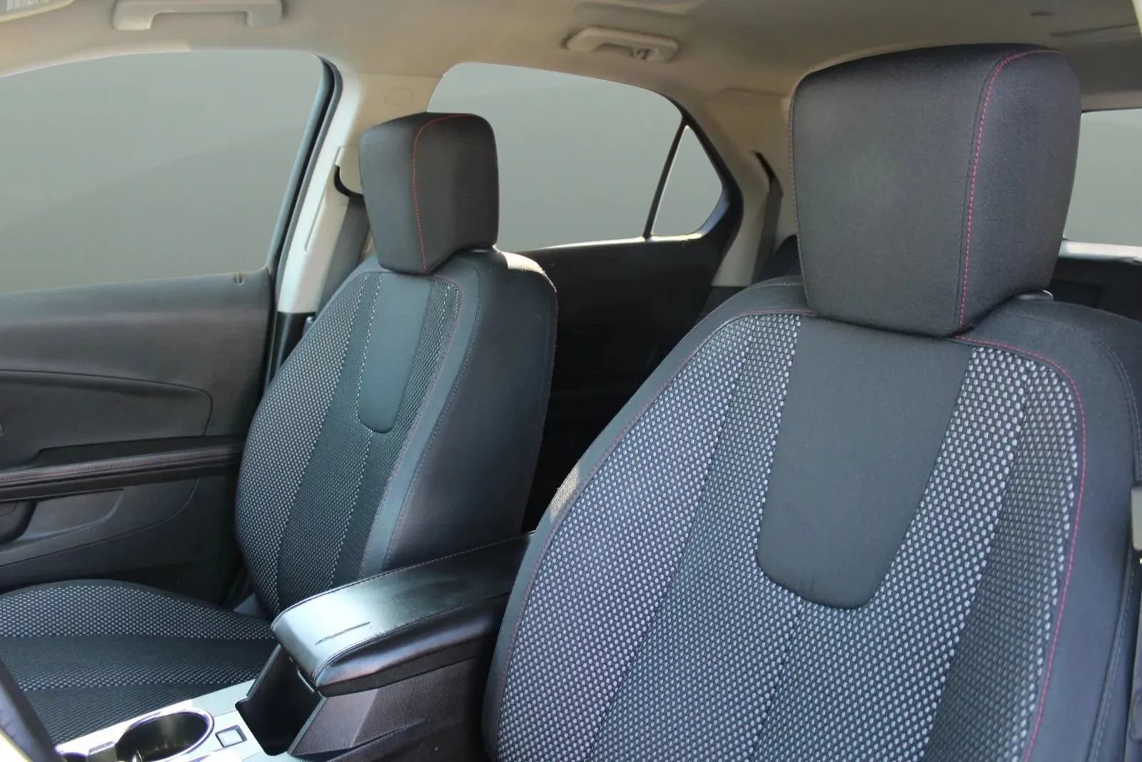 Used 2015 Chevrolet Equinox LT AWD/4WD image 11