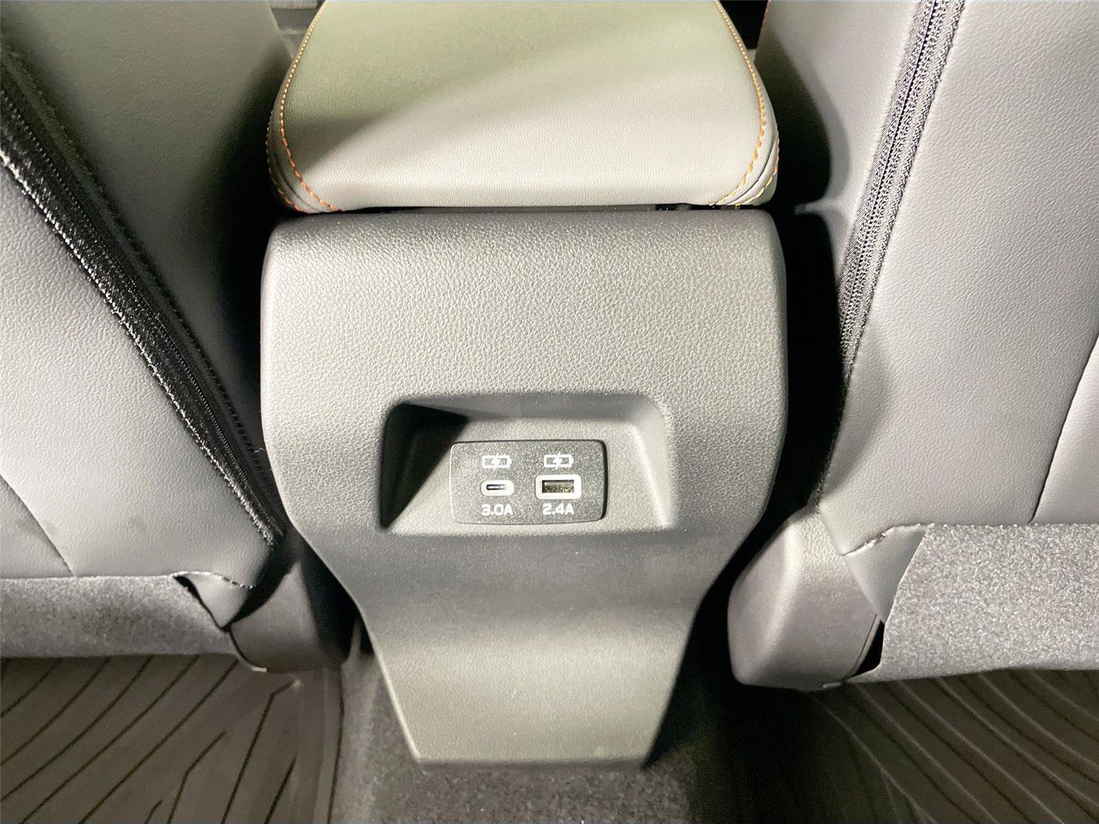 New 2026 Subaru Crosstrek 2.5i Limited w/ Crosstrek Mirror Package image 24