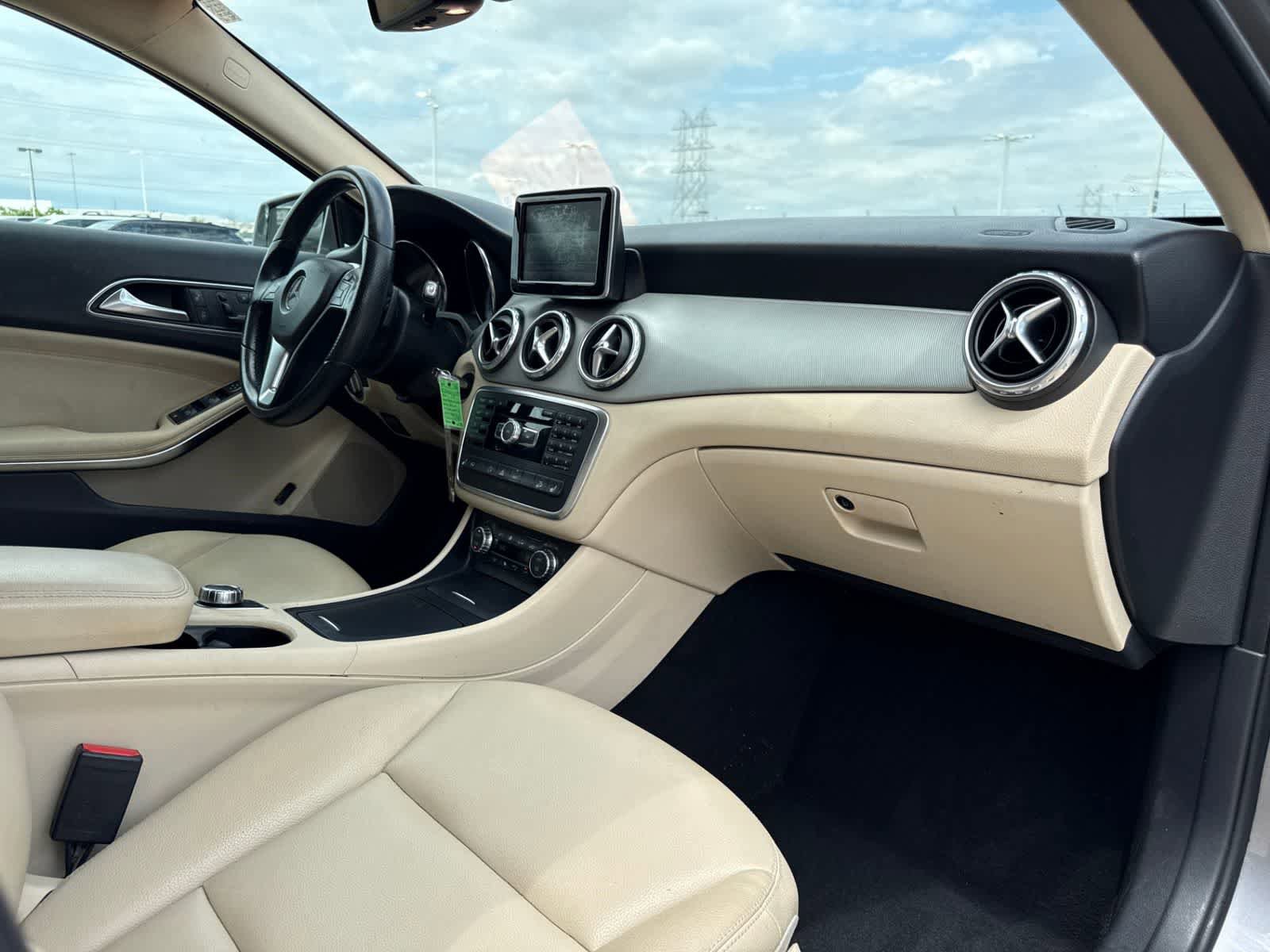 Used 2015 Mercedes-Benz GLA 250 4MATIC image 21