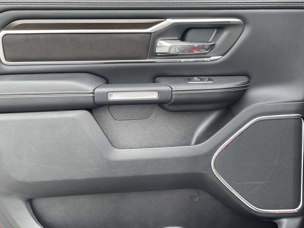 Used 2022 RAM 1500 Laramie AWD/4WD image 20