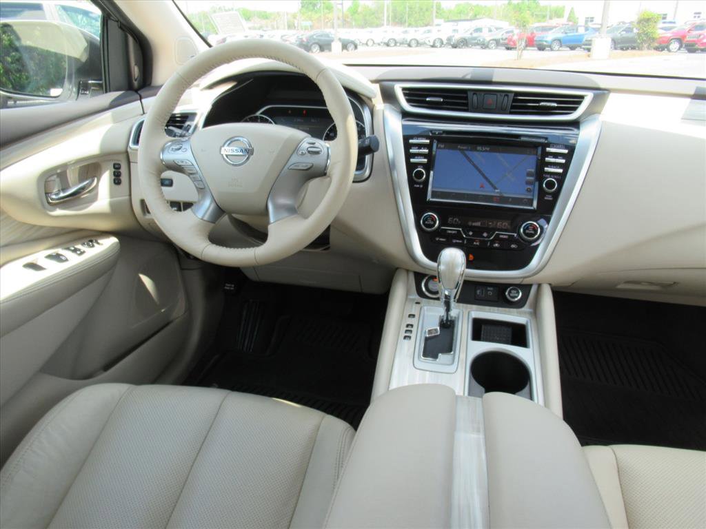 Used 2018 Nissan Murano SL w/ Moonroof Package image 13