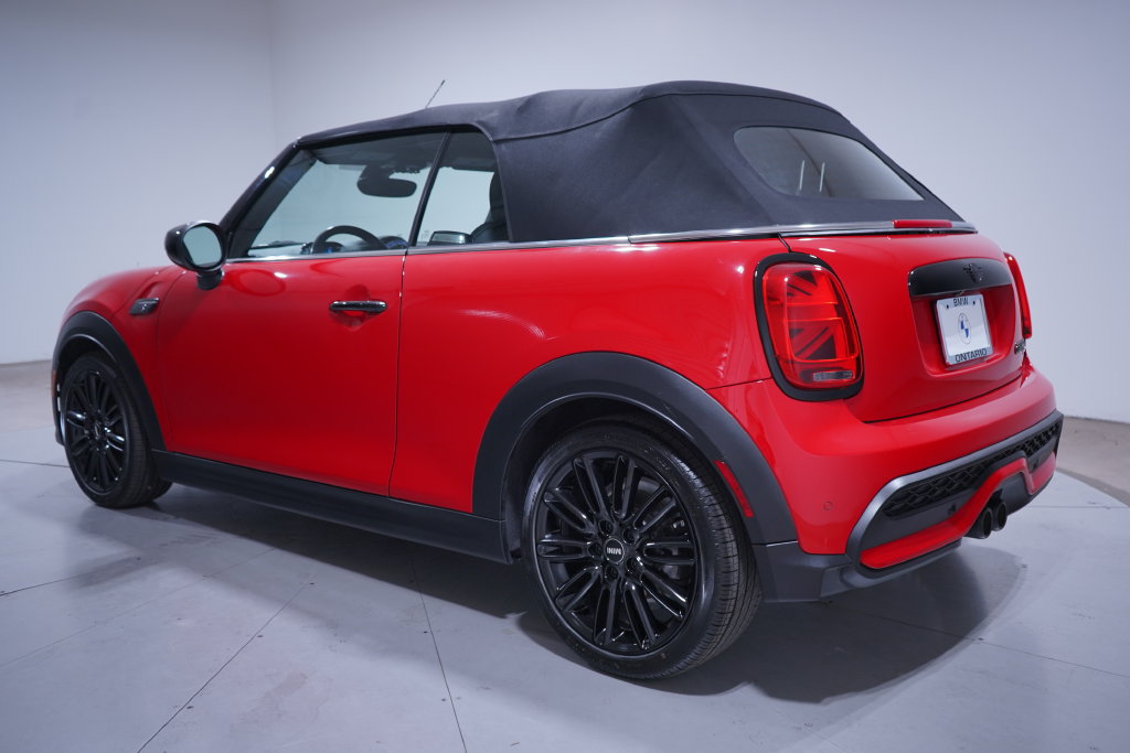 Used 2024 MINI Cooper S FWD image 3