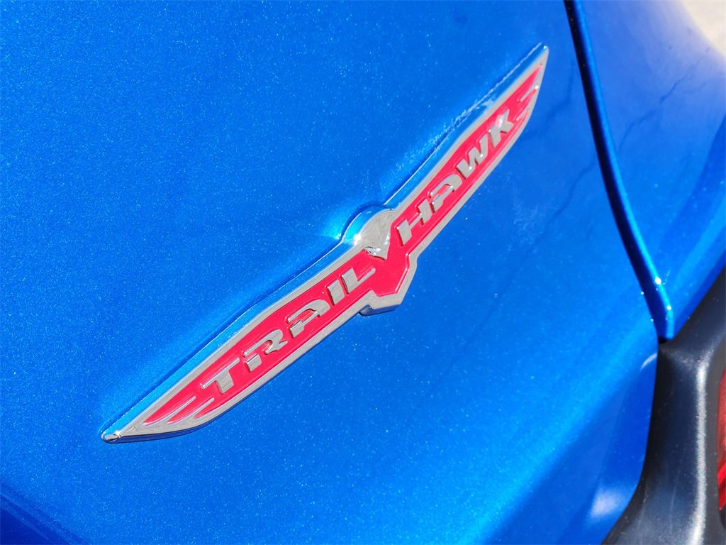 Used 2023 Jeep Cherokee Trailhawk image 10