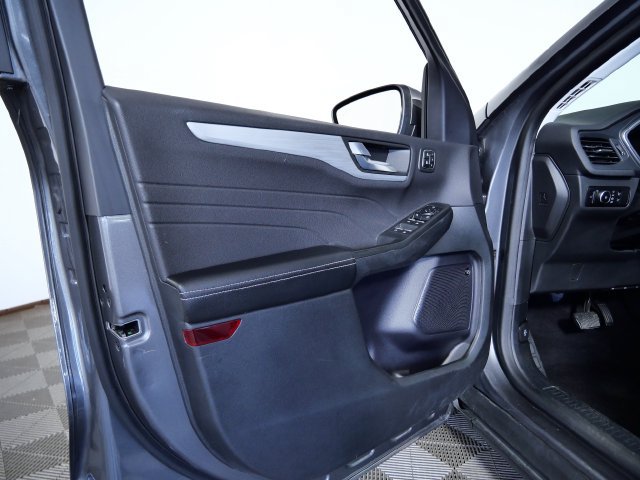 Certified 2023 Ford Escape Platinum w/ Premium Technology Package AWD/4WD image 15