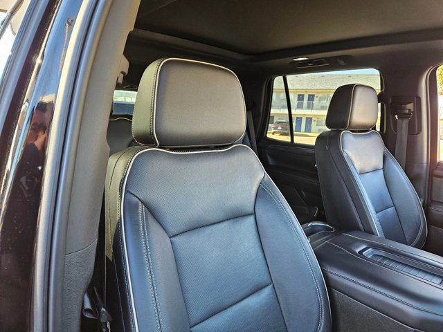 Used 2021 GMC Yukon SLT w/ SLT Luxury Plus Package image 22