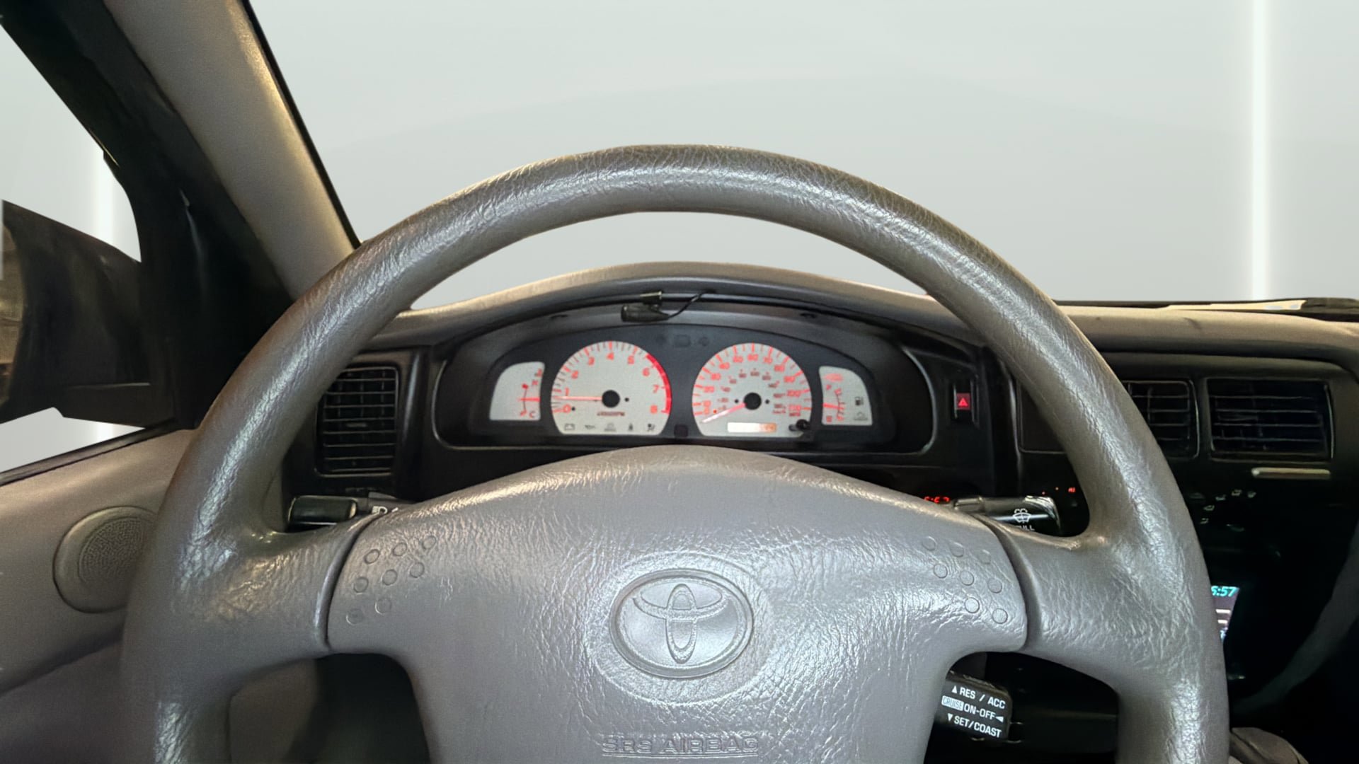 Used 2001 Toyota Tacoma PreRunner RWD image 28