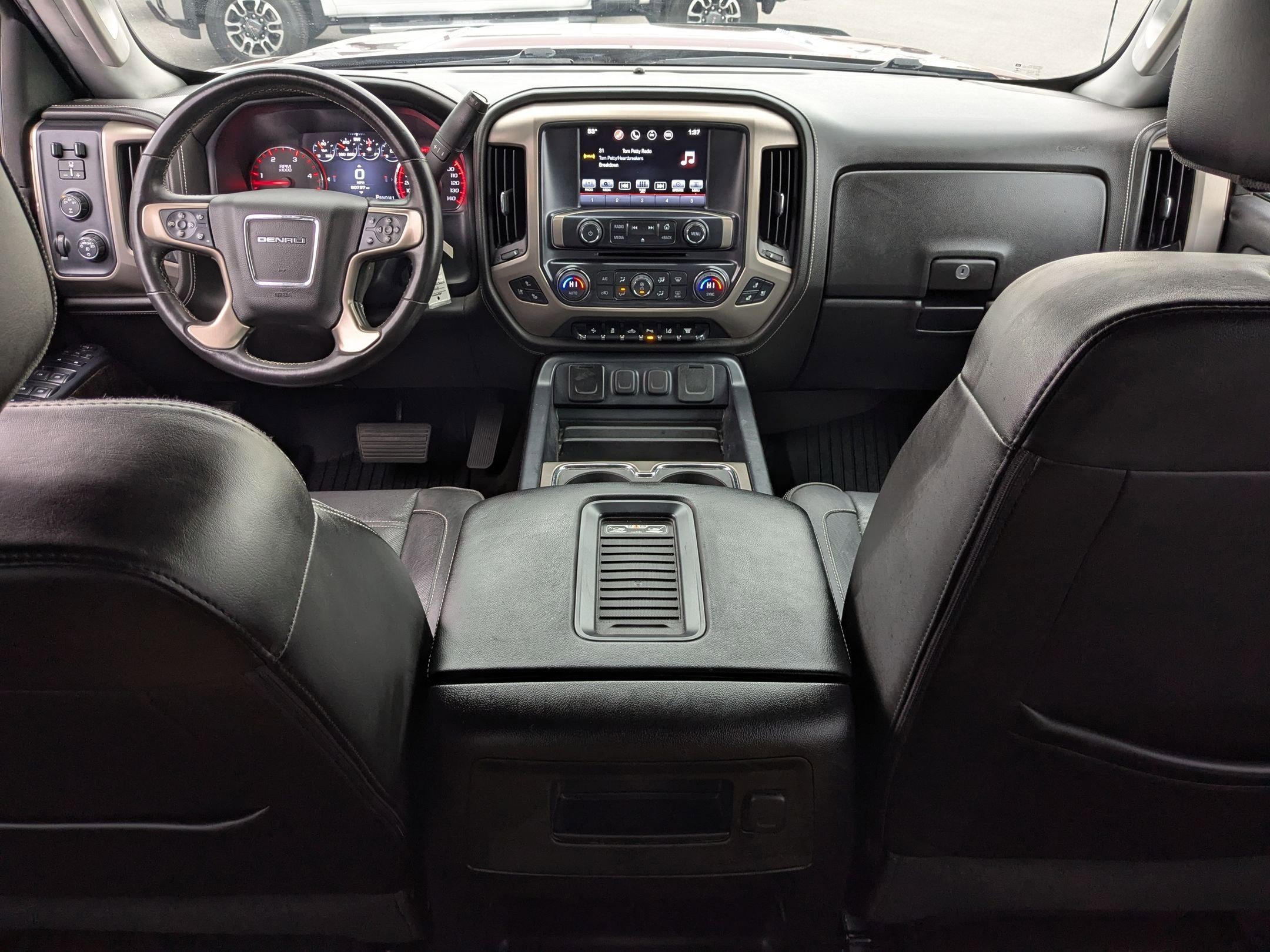 Used 2016 GMC Sierra 3500 Denali w/ Duramax Plus Package image 23