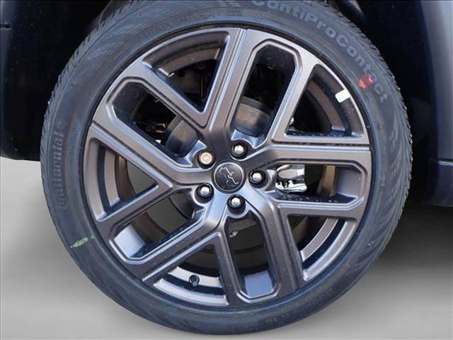 New 2026 Jeep Compass Latitude w/ Sun and Sound Group AWD/4WD image 7