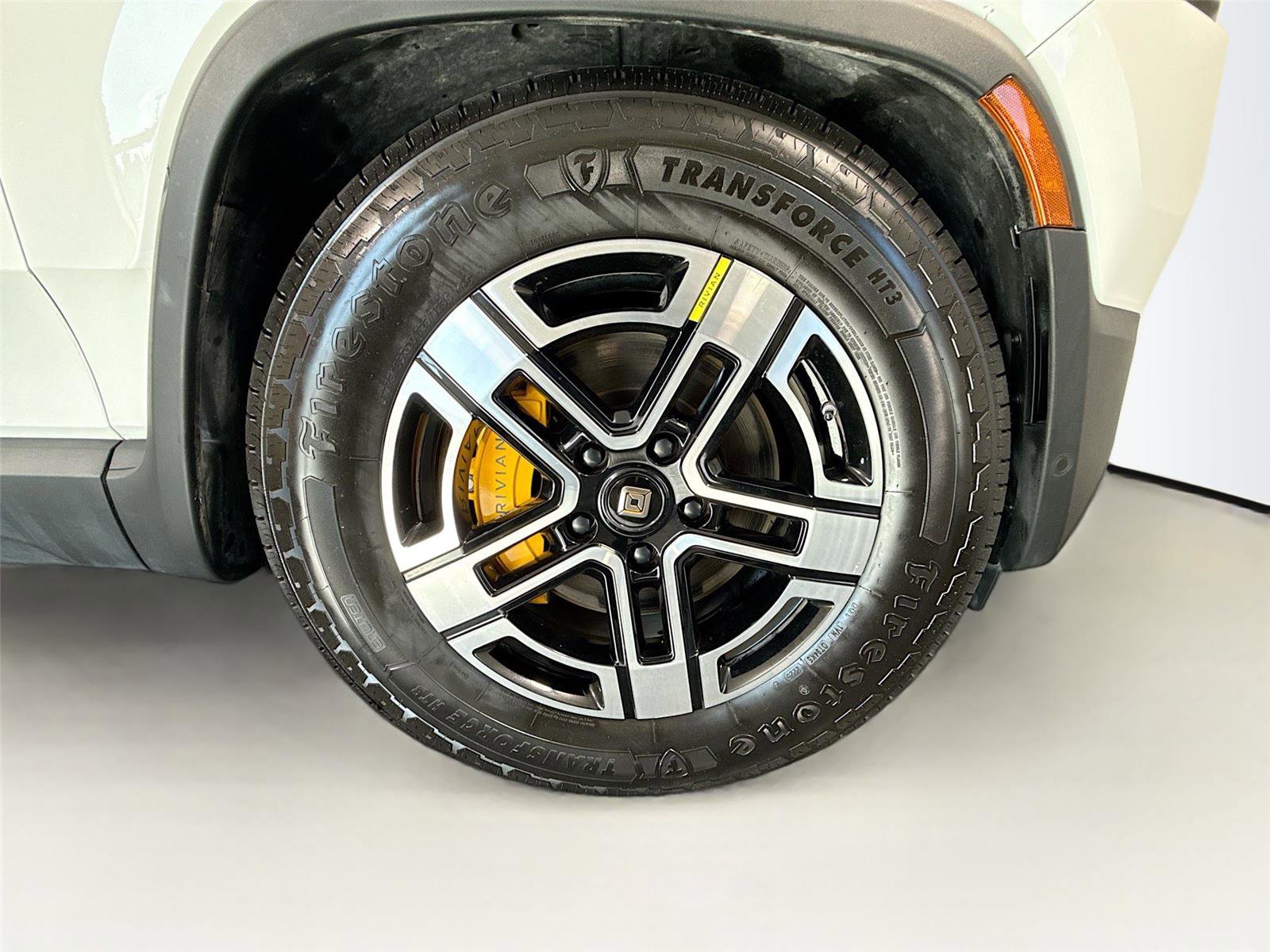 Used 2022 Rivian R1T Launch Edition image 36