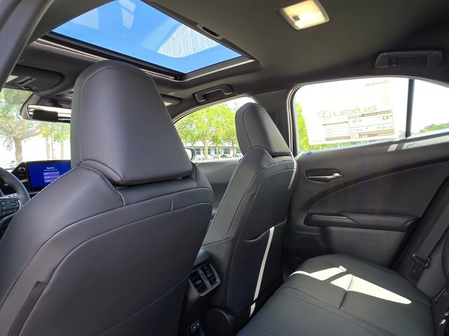 New 2026 Lexus UX 300h FWD image 18