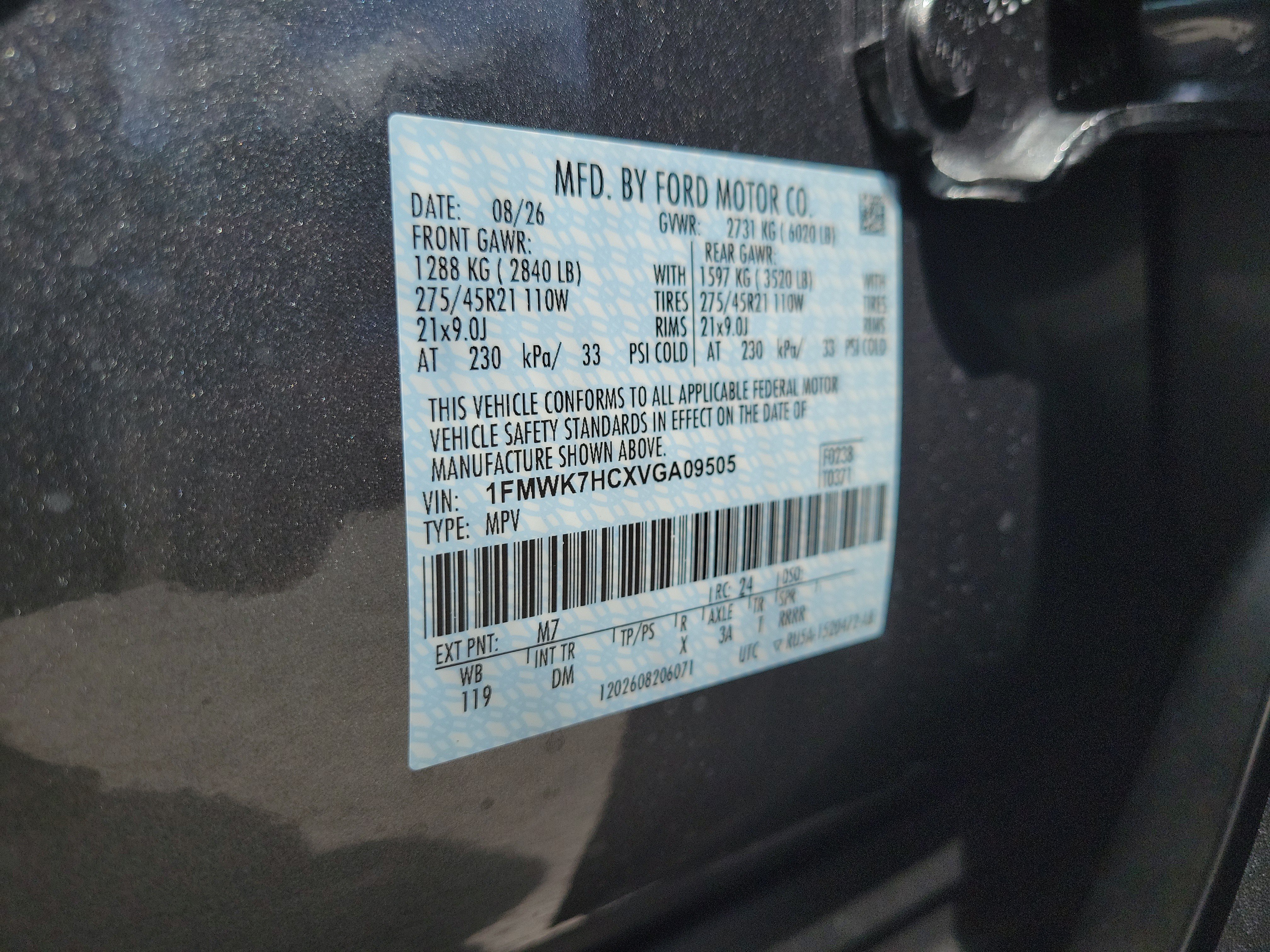 New 2027 Ford Explorer Platinum w/ 3.0L Ultimate Package RWD image 32