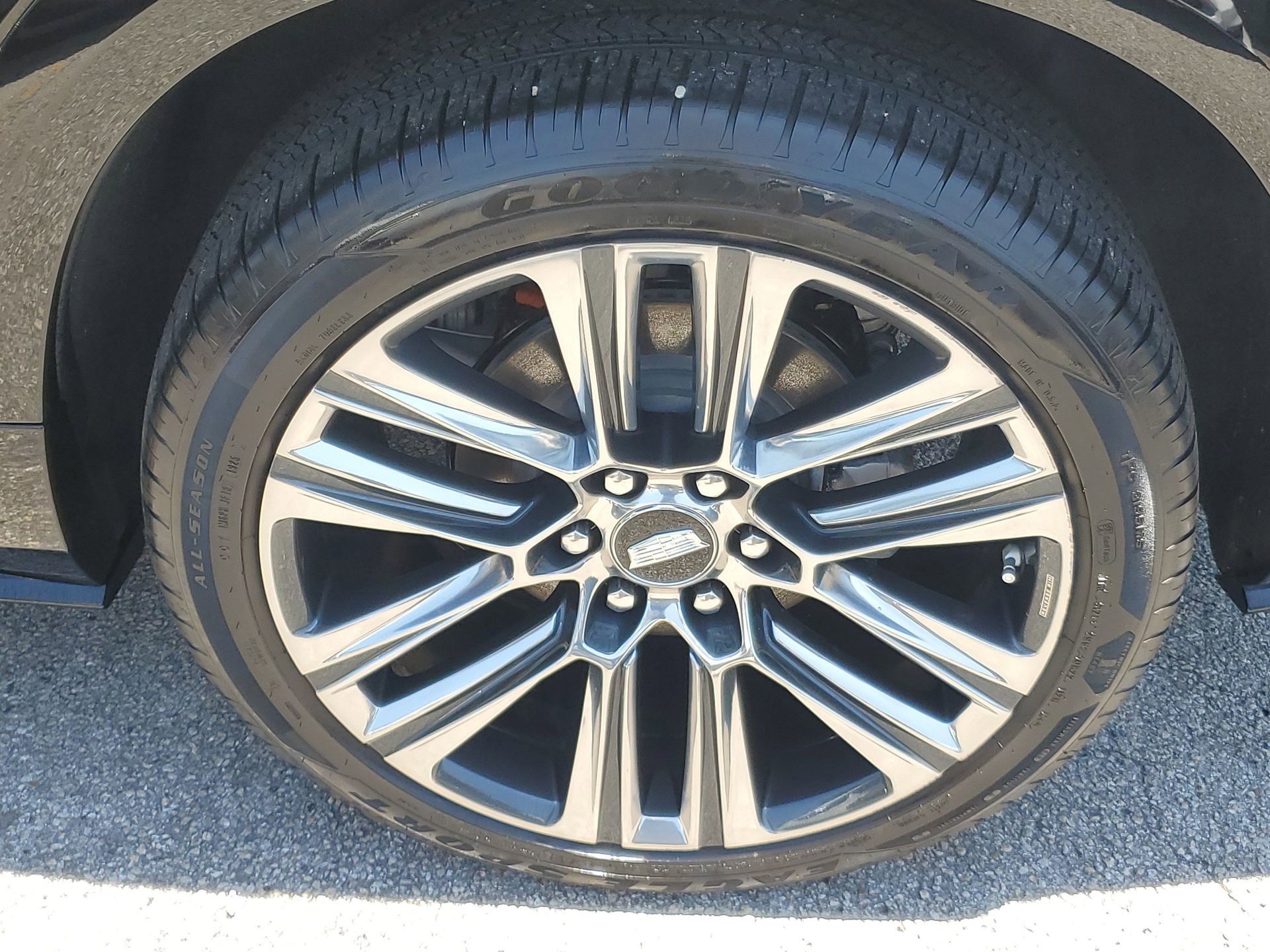 Used 2026 Cadillac Vistiq Platinum AWD/4WD image 5