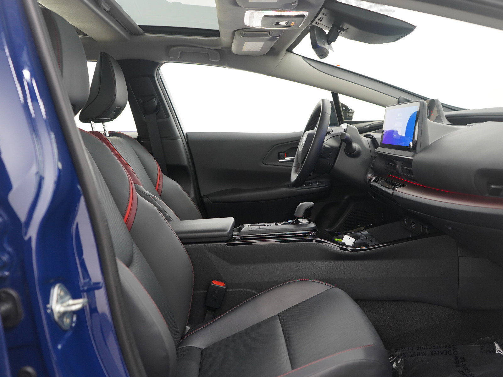 Used 2026 Toyota Prius Plug-In Hybrid image 13