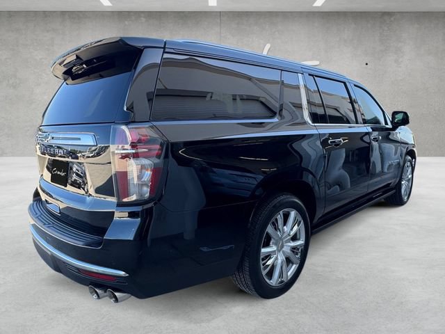 Used 2024 Chevrolet Suburban High Country AWD/4WD image 16