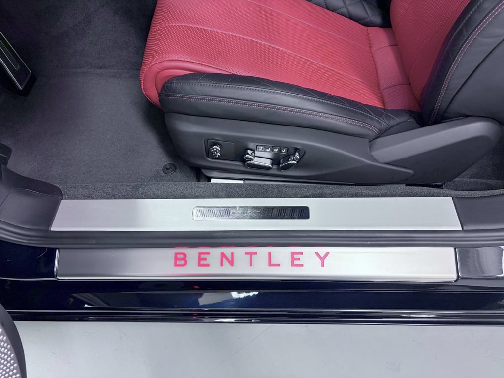 Used 2020 Bentley Continental GT AWD/4WD image 23