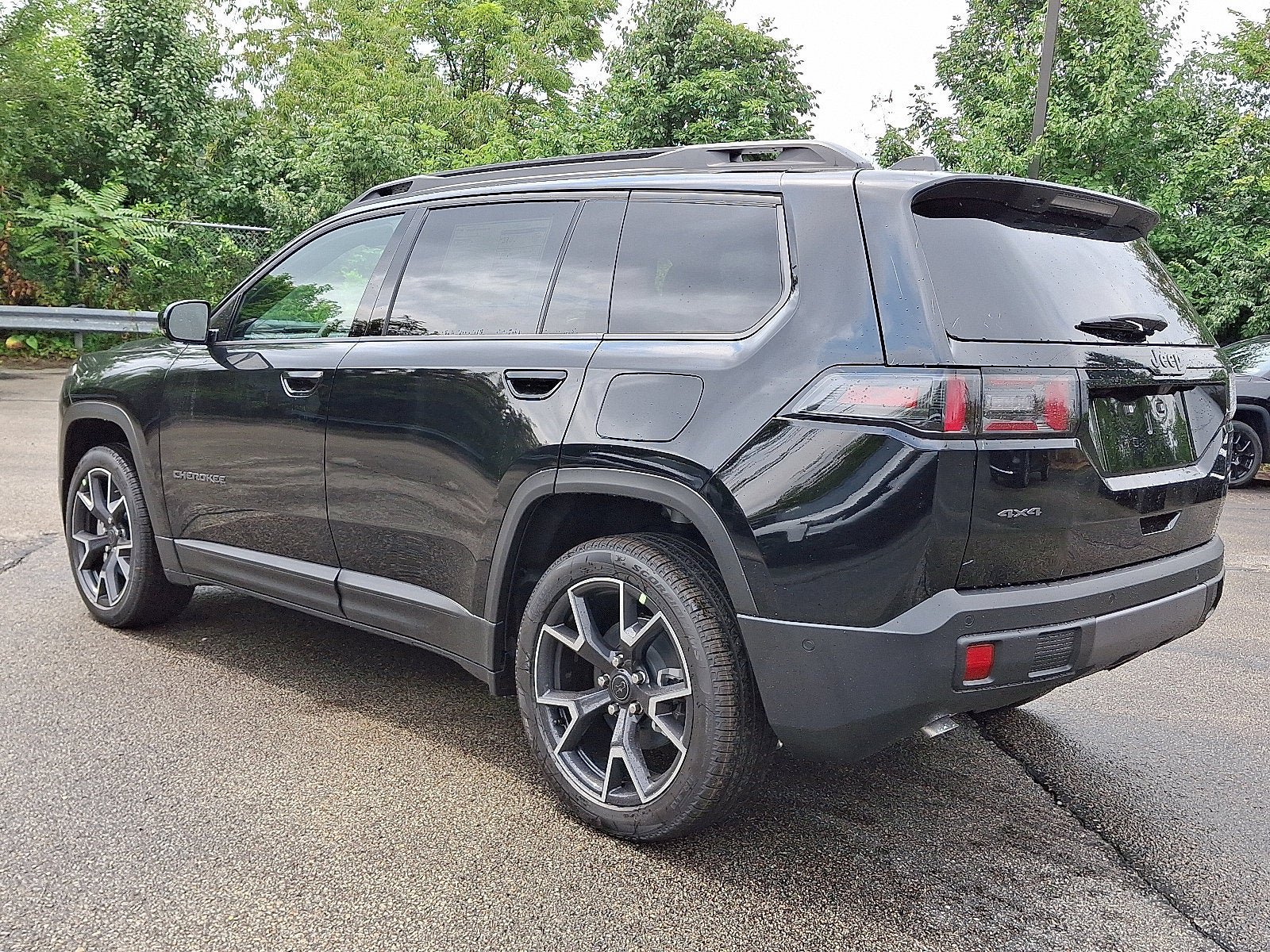 New 2026 Jeep Cherokee Overland AWD/4WD image 4