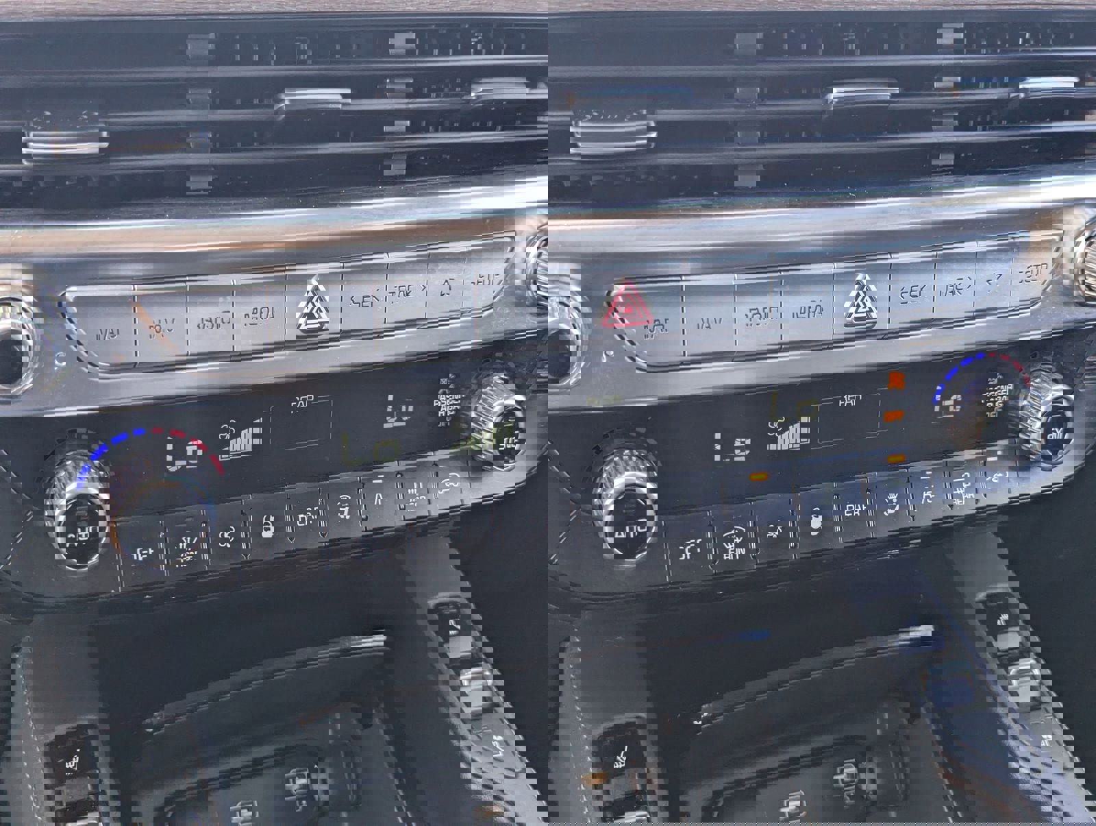 Used 2020 Kia Telluride SX w/ SX Prestige Package image 23