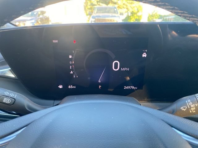Used 2024 Buick Envista Sport Touring w/ Experience Buick Package FWD image 11
