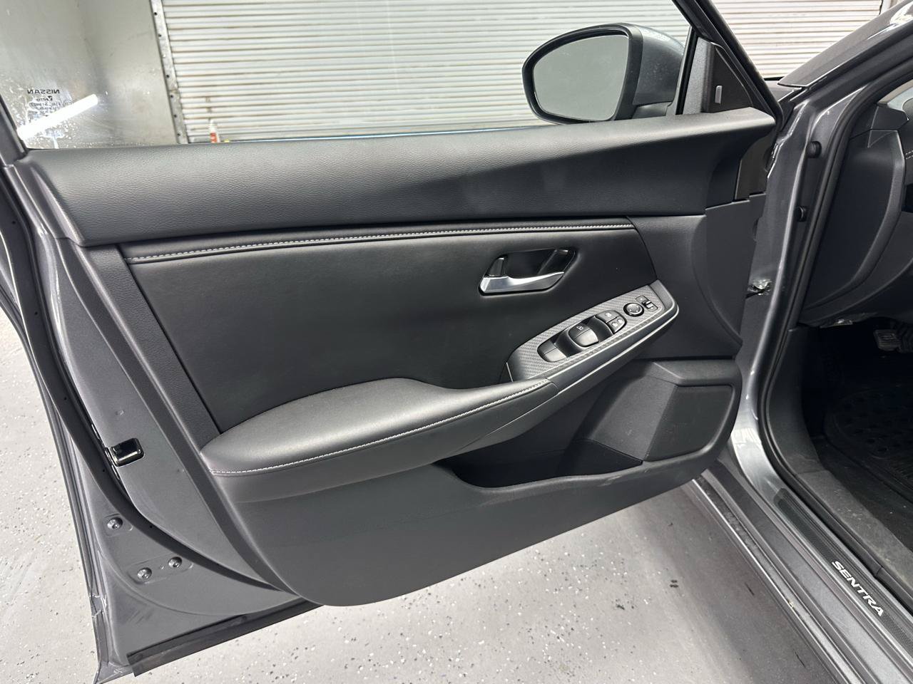 Used 2025 Nissan Sentra SV FWD image 19