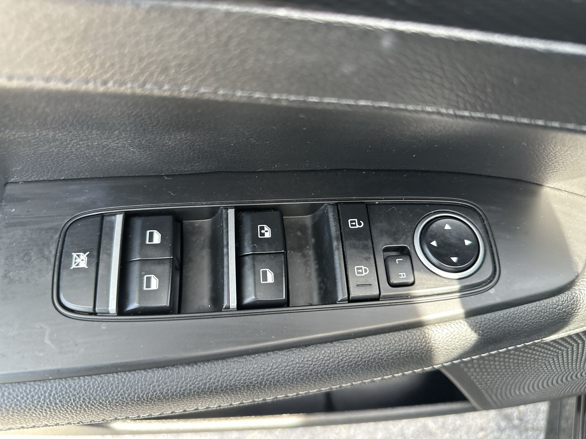 Certified 2023 Kia Forte GT-Line w/ GT-Line Premium Package FWD image 15