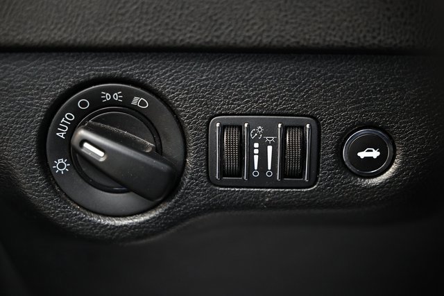 Used 2023 Dodge Charger SXT image 18