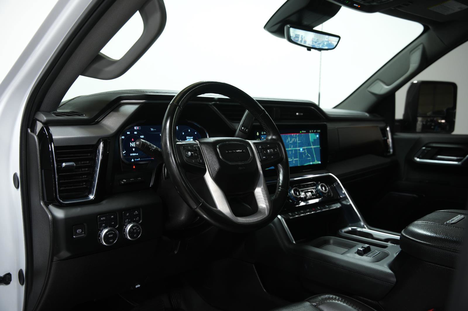 Used 2024 GMC Sierra 2500 Denali w/ Denali Reserve Package image 29