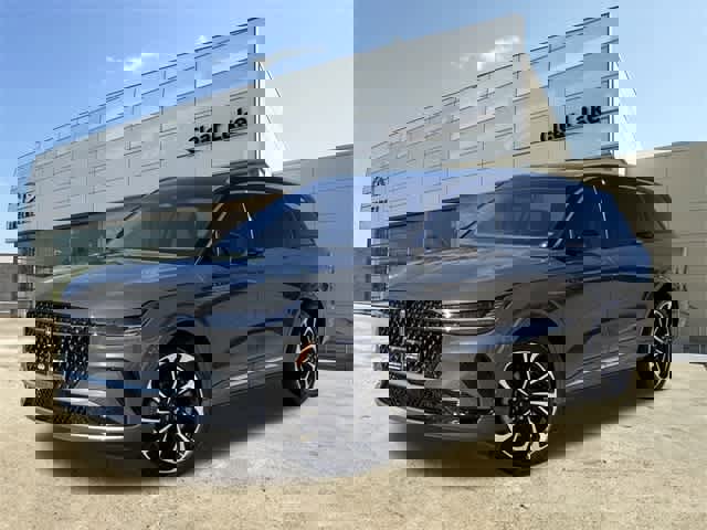 Used 2024 Lincoln Nautilus Black Label image 1