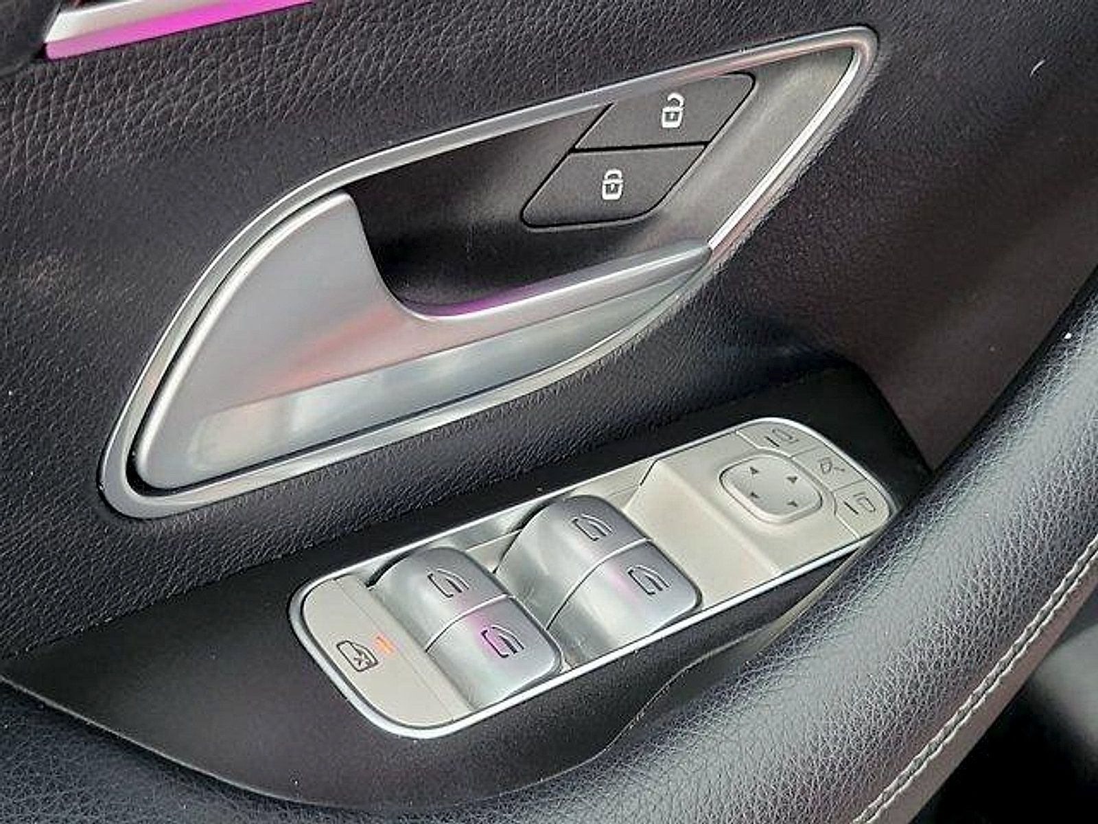 Used 2024 Mercedes-Benz GLE 350 4MATIC image 22