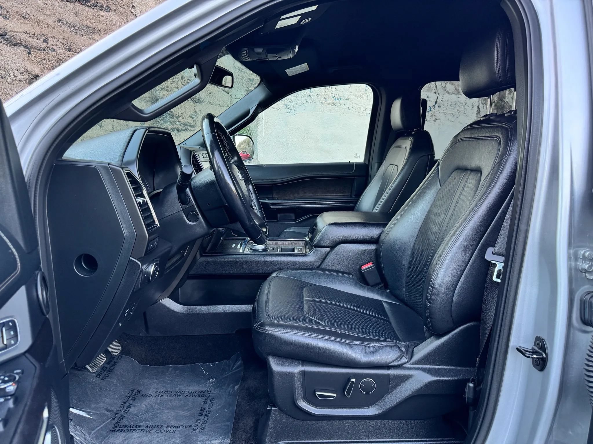 Used 2018 Ford Expedition Limited RWD image 15