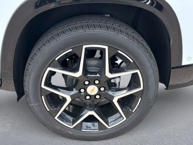 New 2026 Chevrolet Traverse High Country w/ LPO, Floor Liner Package AWD/4WD image 10
