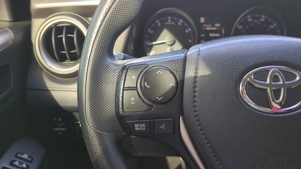 Used 2017 Toyota RAV4 LE image 28