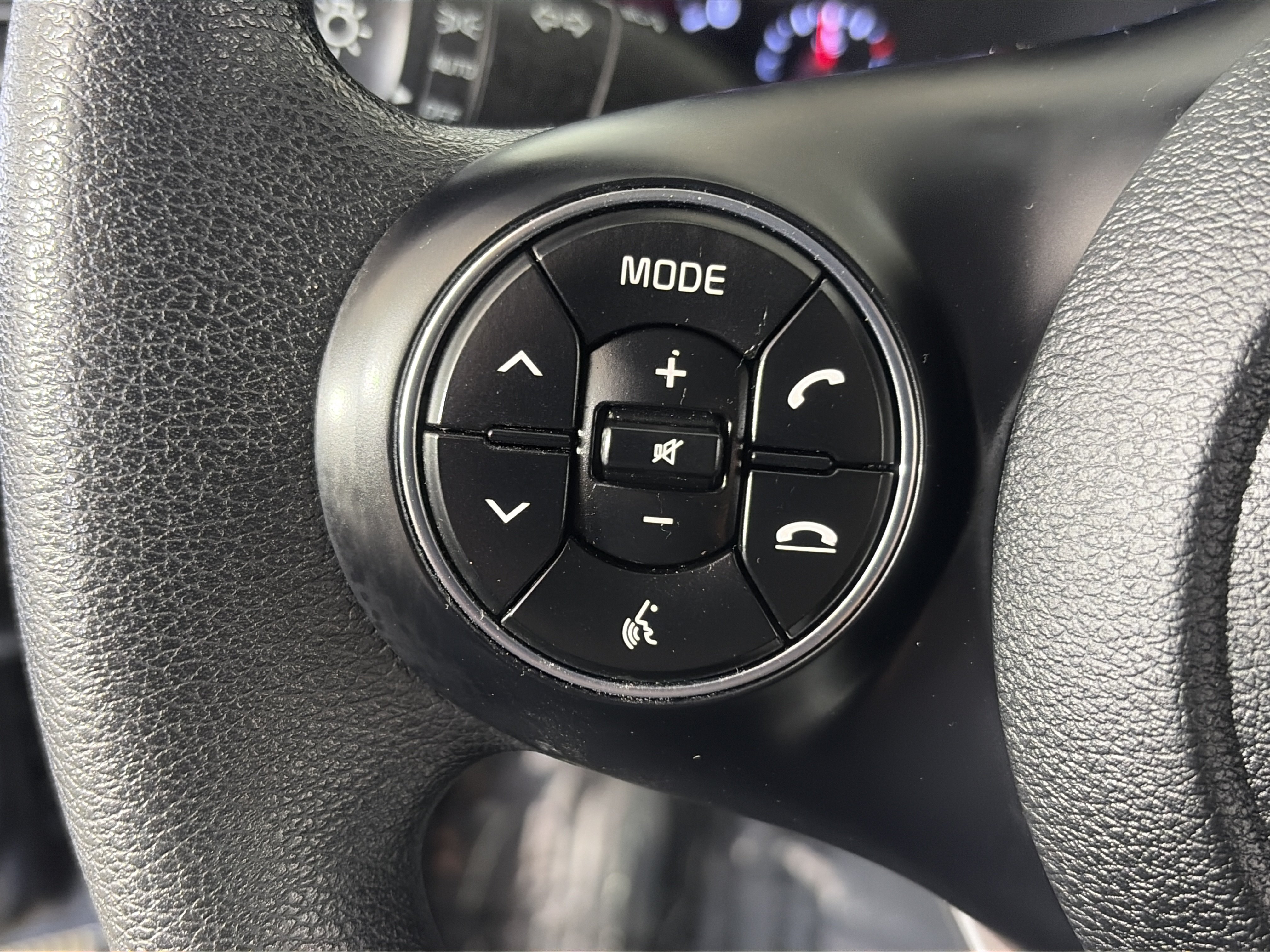Certified 2022 Kia Soul LX w/ Technology Package FWD image 31
