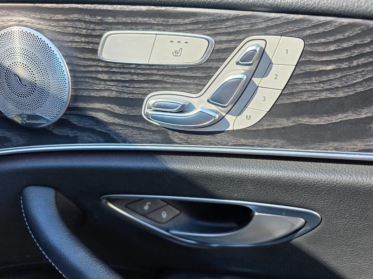 Used 2017 Mercedes-Benz E 300 image 38