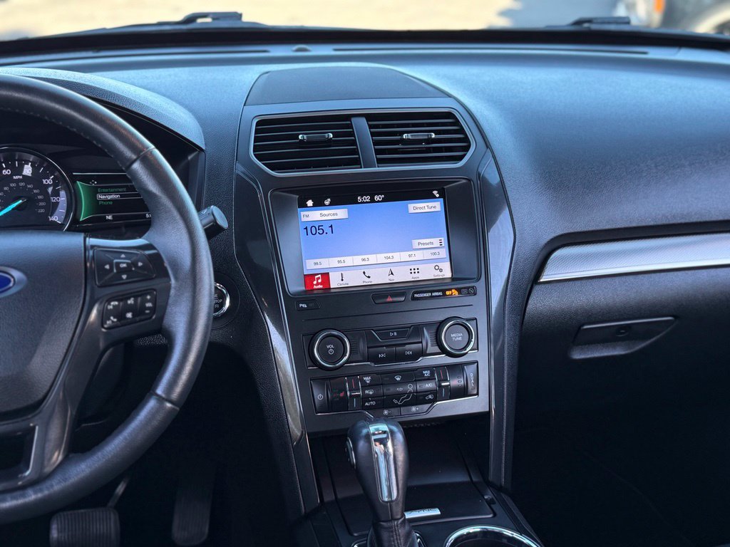 Used 2019 Ford Explorer XLT w/ Equipment Group 202A AWD/4WD image 23