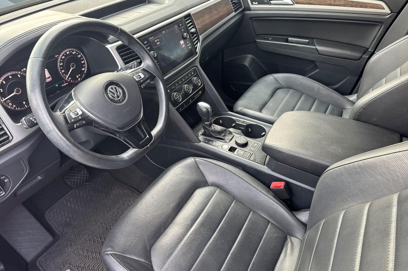 Used 2019 Volkswagen Atlas SEL Premium AWD/4WD image 35