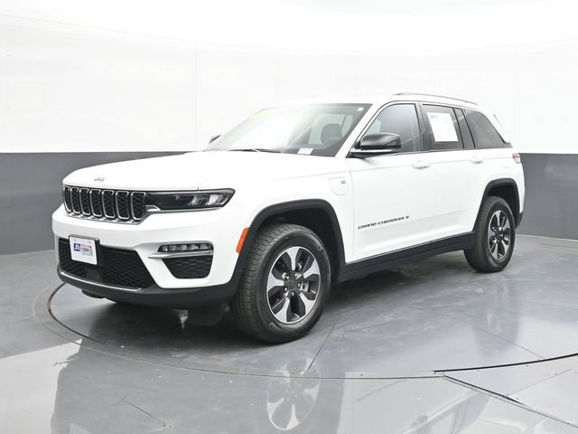 Used 2023 Jeep Grand Cherokee 4WD 4xe image 4