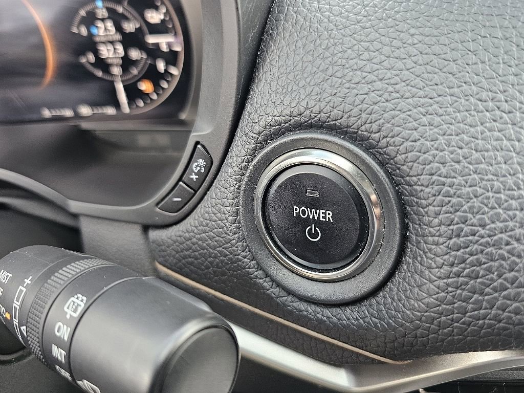 Certified 2024 MAZDA CX-90 Plug-In Hybrid w/ Preferred image 32