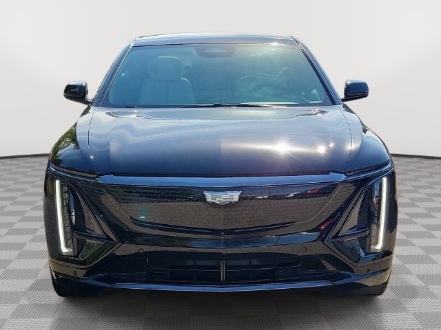 Certified 2024 Cadillac Lyriq Sport AWD/4WD image 2