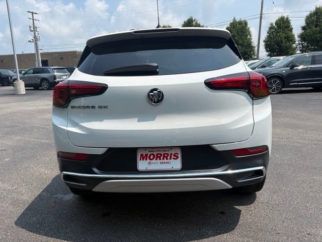 Used 2020 Buick Encore GX Essence w/ Experience Buick Package FWD image 4