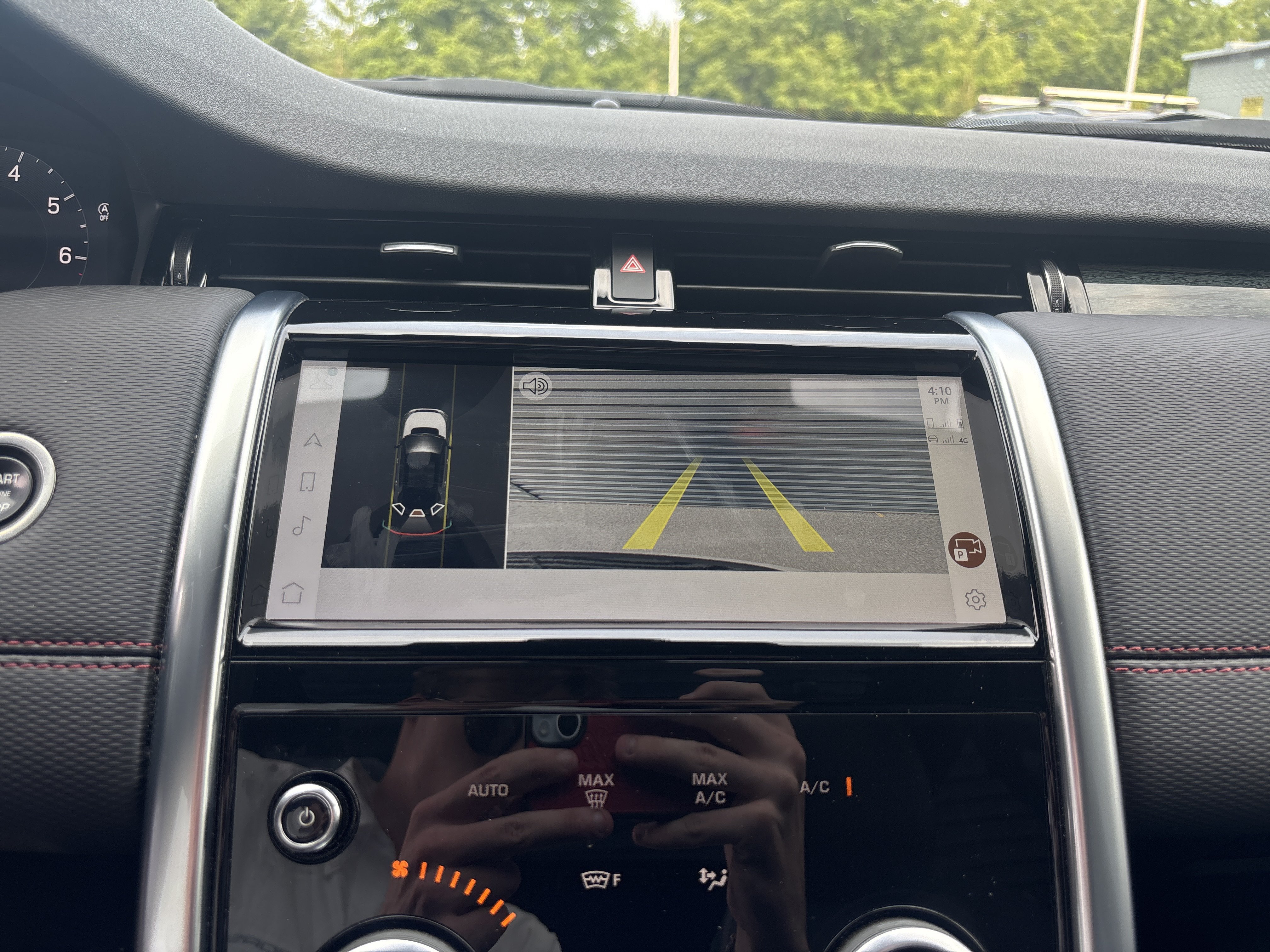 Used 2023 Land Rover Discovery Sport SE R-Dynamic AWD/4WD image 26