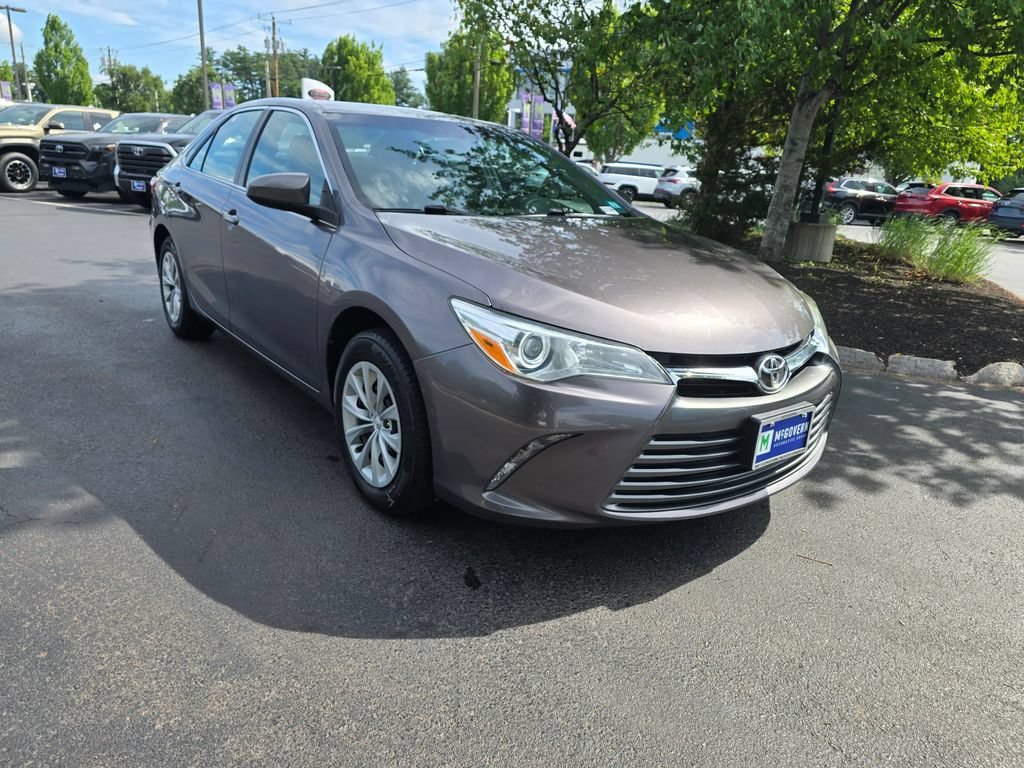 Used 2016 Toyota Camry LE FWD image 10
