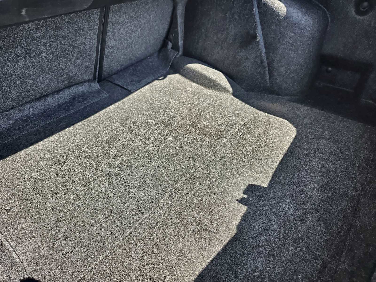 Used 2022 Dodge Challenger SXT image 22