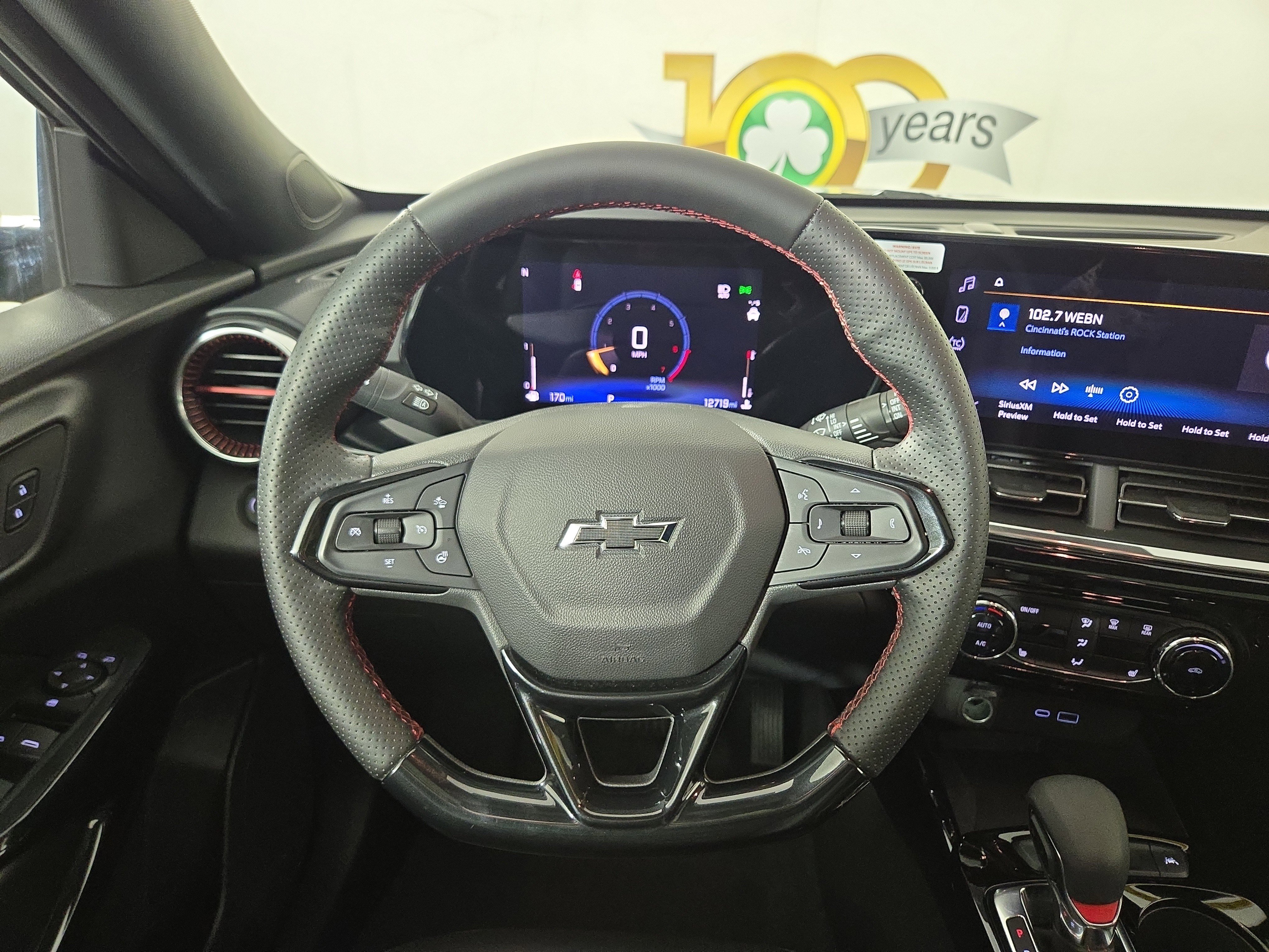 Certified 2025 Chevrolet Trax RS w/ Sunroof Package image 14