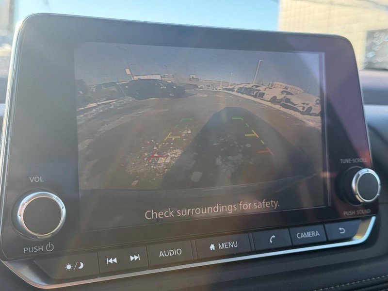 Used 2023 Nissan Rogue SV image 19