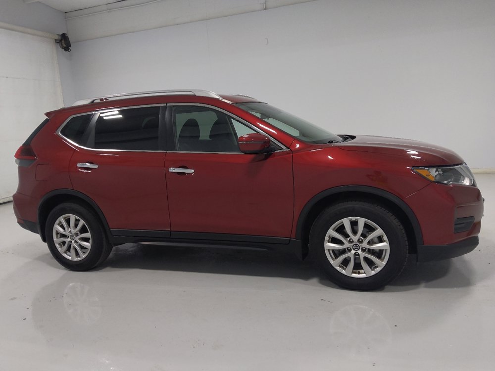 Used 2020 Nissan Rogue SV FWD image 11